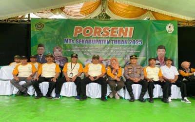 Pembukaan PORSENI Tingkat MTs se-Kabupaten Tuban di MTs Negeri 2 Tuban