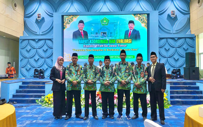 Kepala MTsN 2 Tuban Ikuti Rakor dan Evaluasi Kepala MTsN se-Jawa Timur