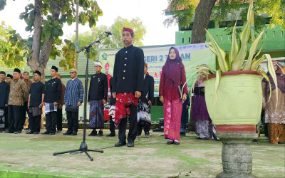 MTsN 2 Tuban Gelar Apel Peringatan Hari Kartini 2026, Usung Tema “Semangat Kartini, Inspirasi Lintas Generasi”