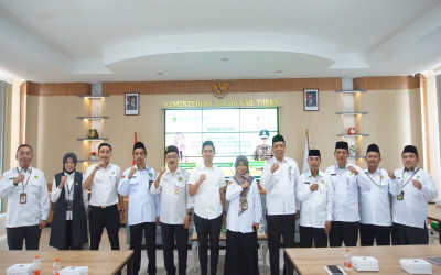 Kepala MTsN 2 Tuban Hadiri Sosialisasi Pengelolaan Dana dan Sumberdaya Pendidikan oleh Komite Madrasah yang di Gelar Kemenag Tuban