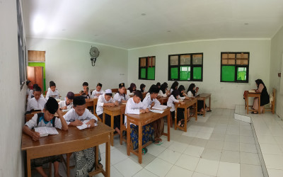 MTs Negeri 2 Tuban Ikut Serta dalam Indonesia Khataman Al-Qur'an