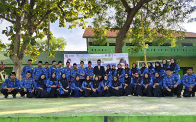 MTsN 2 Tuban Gelar Upacara Hardiknas 2026